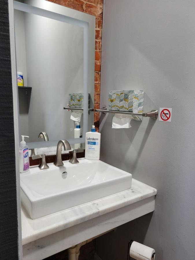 סינסינטי Spacious Industrial Split Level With A Balcony מראה חיצוני תמונה